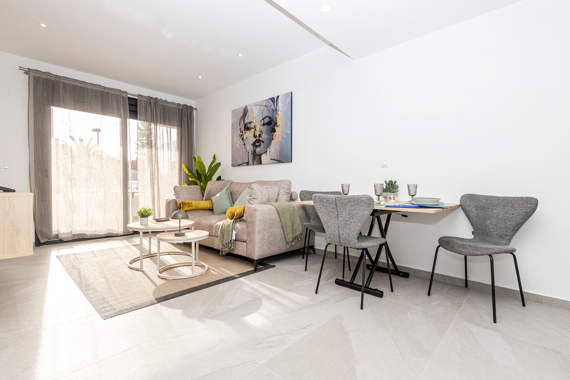 Neue Gebäude - Wohnung -
Torrevieja