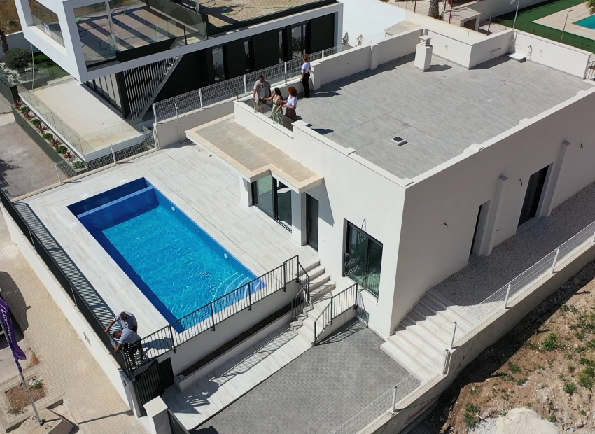 New Build - detached -
Polop