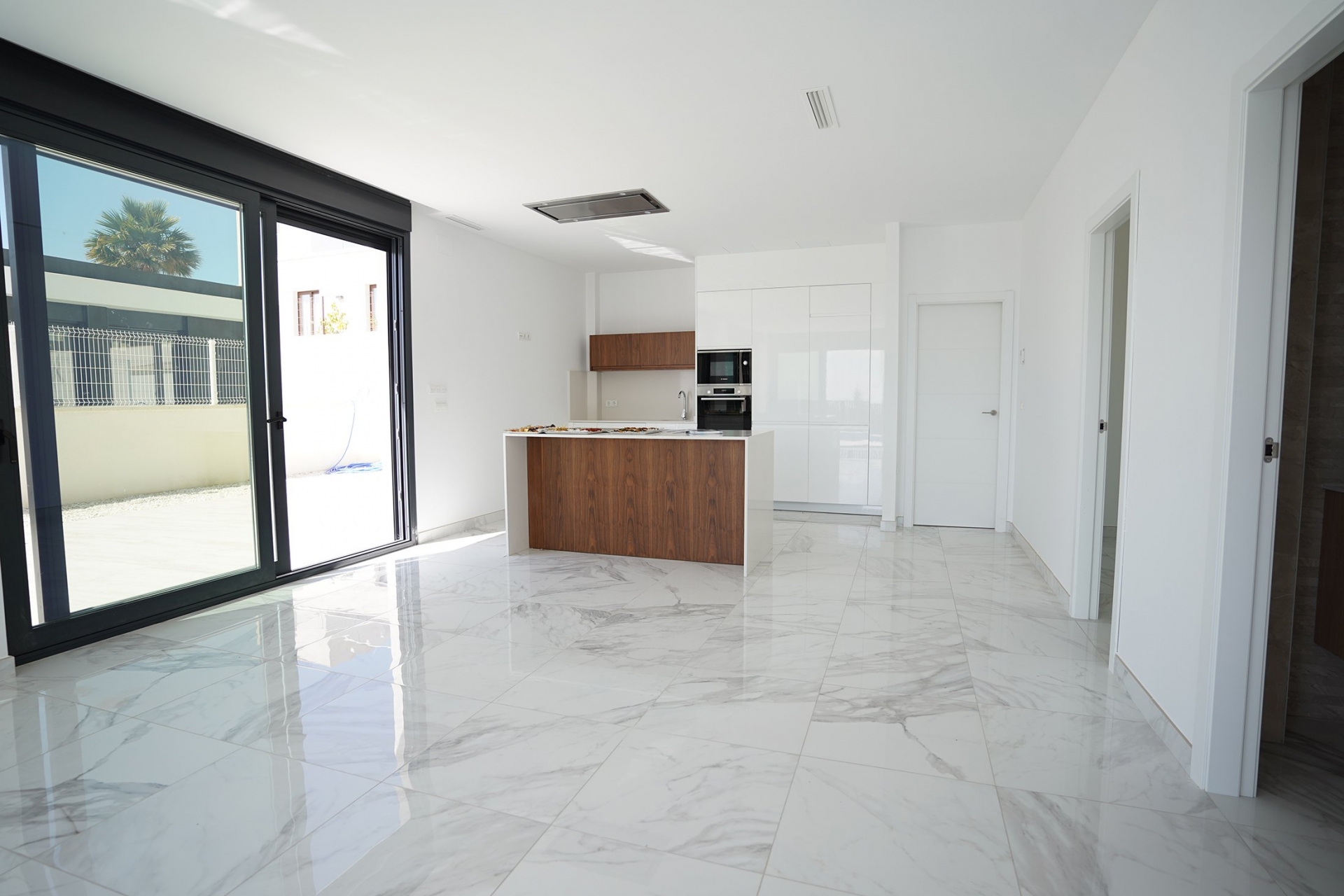 New Build - detached -
Polop