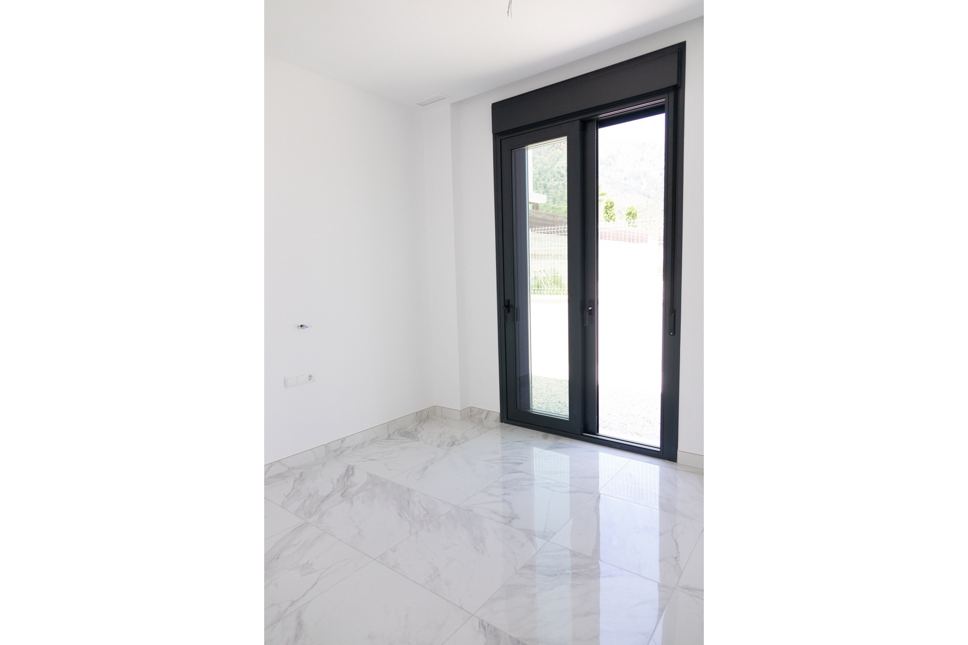 New Build - detached -
Polop