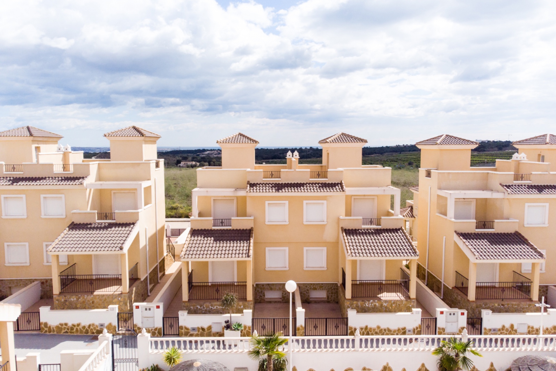 New Build - Dom w zabudowie bliźniaczej -
San Miguel de las Salinas - San Miguel de Salinas