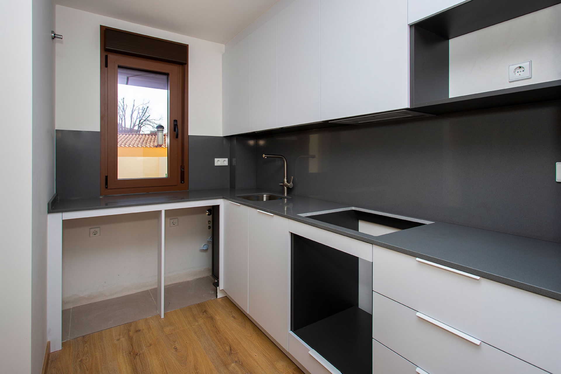 New Build - high-bungalow -
La Canalosa
