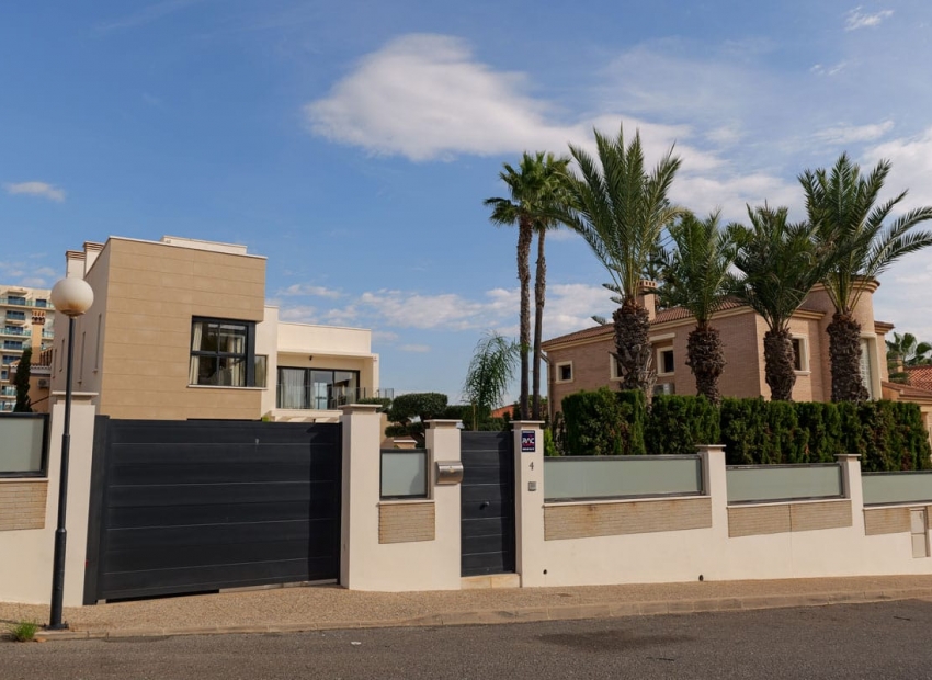 New Build - Willa -
Torrevieja