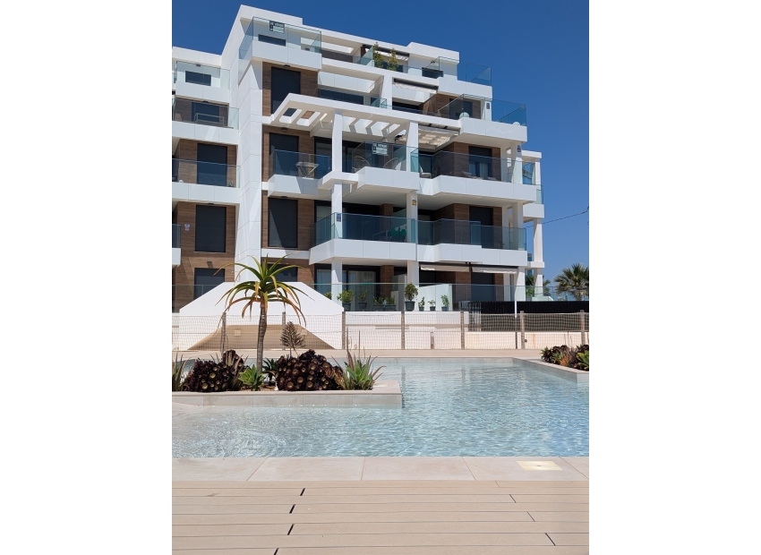 Nouvelle construction - Apartment -
Denia