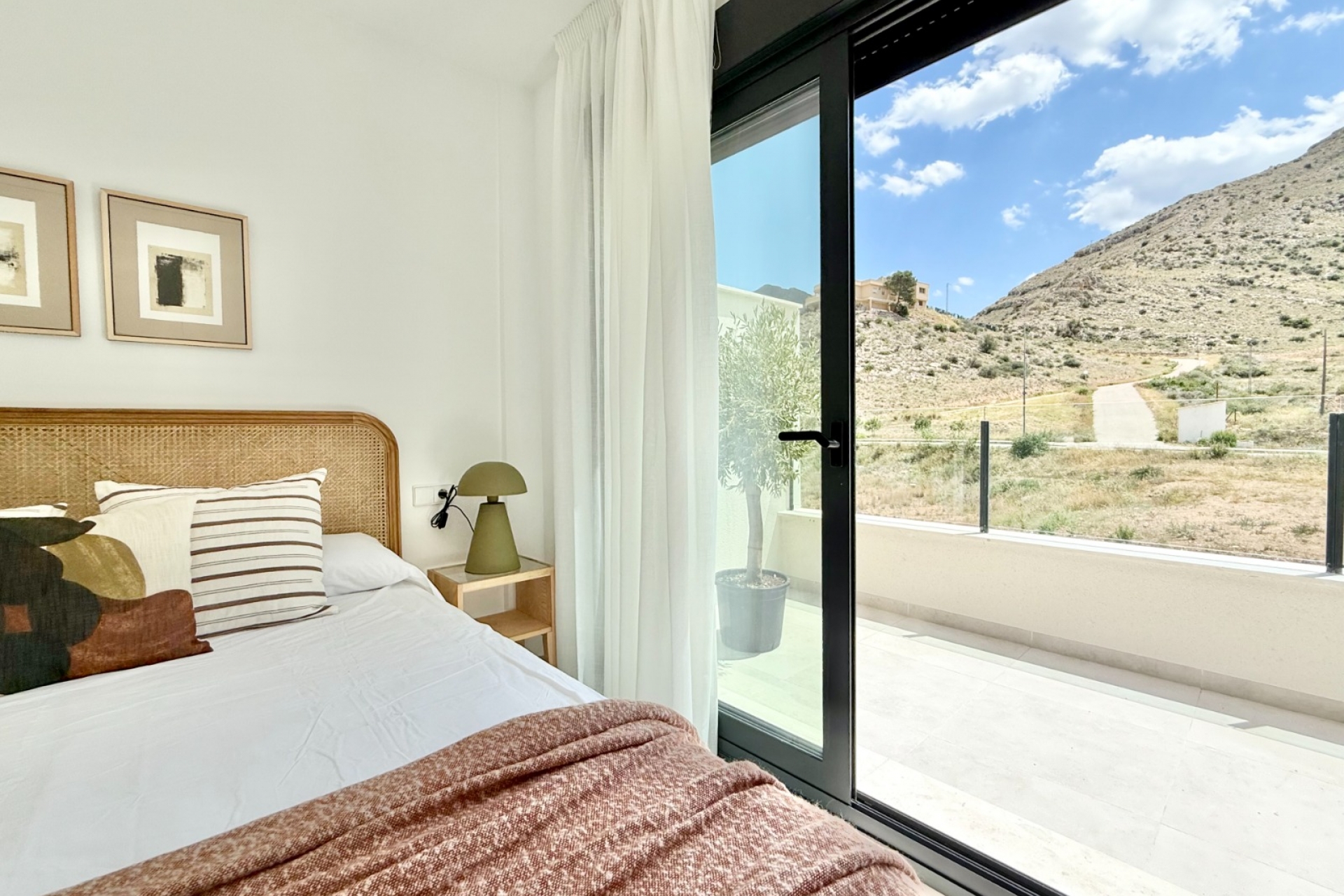 Новое  строительство - high-bungalow -
Cox