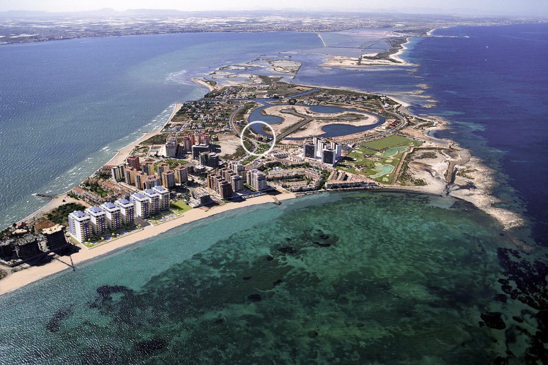 Новое  строительство - Отдельная вилла -
La Manga del Mar Menor