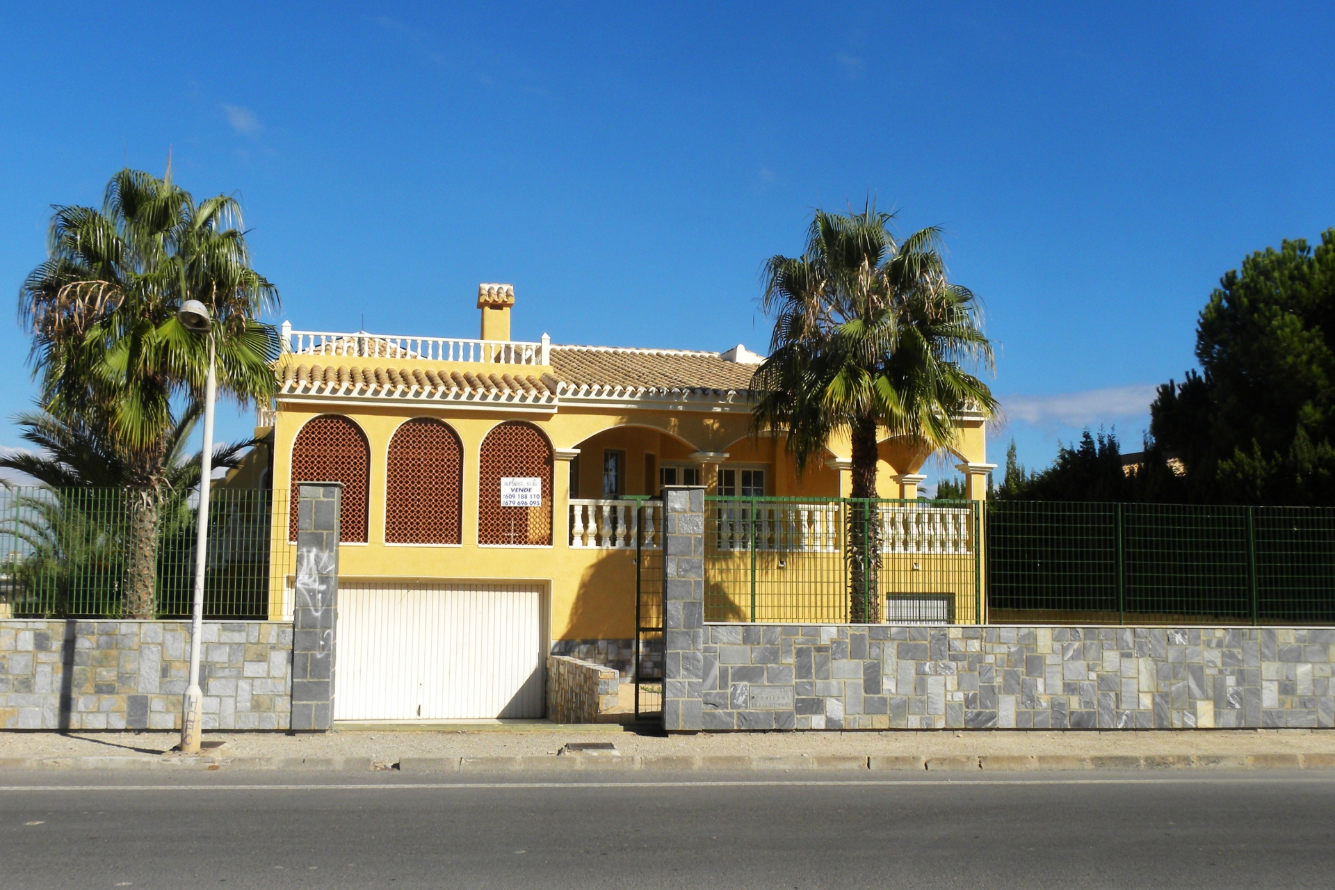 Новое  строительство - Отдельная вилла -
La Manga del Mar Menor