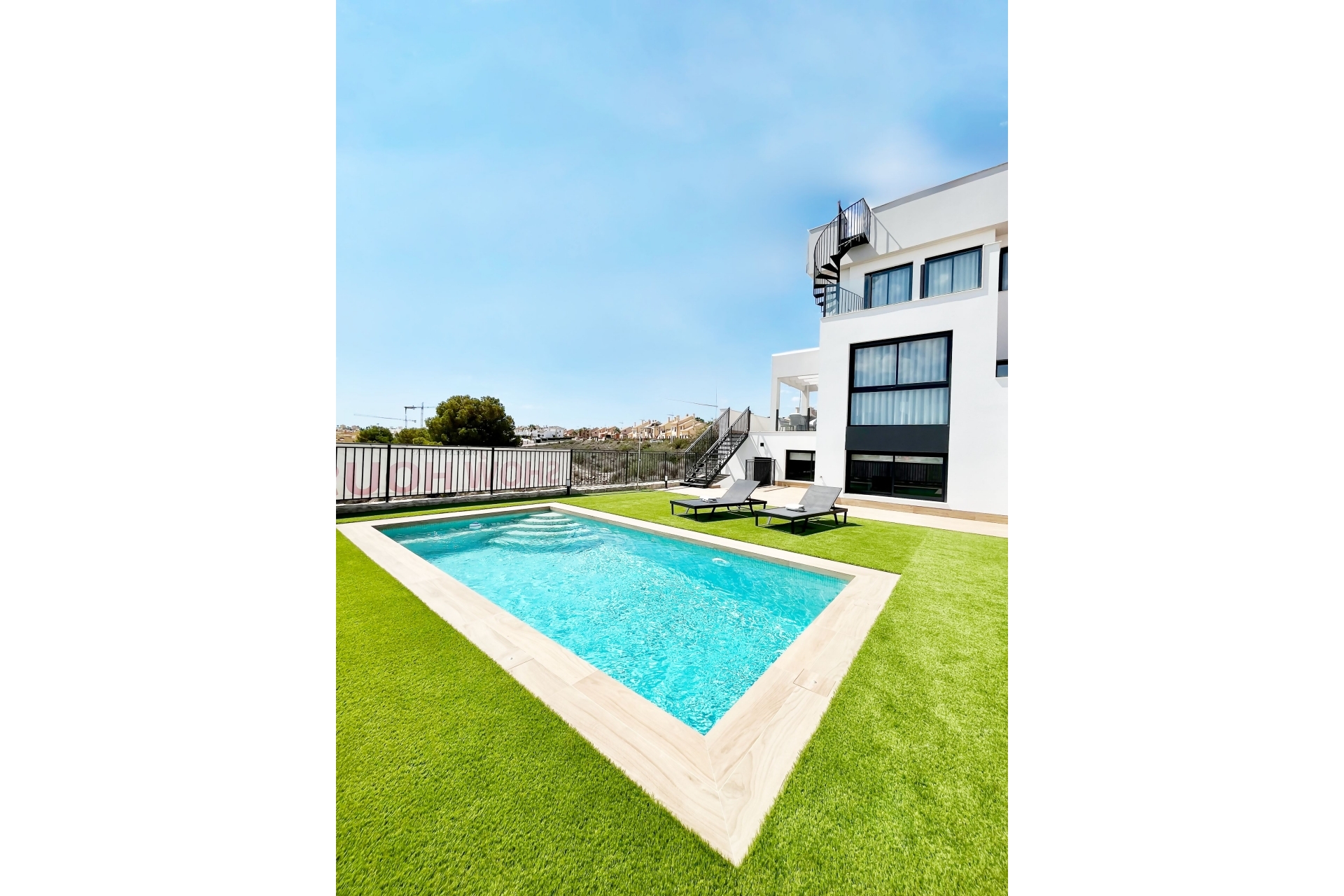 Новое  строительство - semi-detached -
La Finca Golf