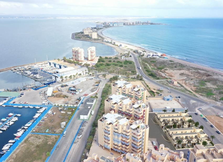 Новое  строительство - Таунхаус -
La Manga del Mar Menor