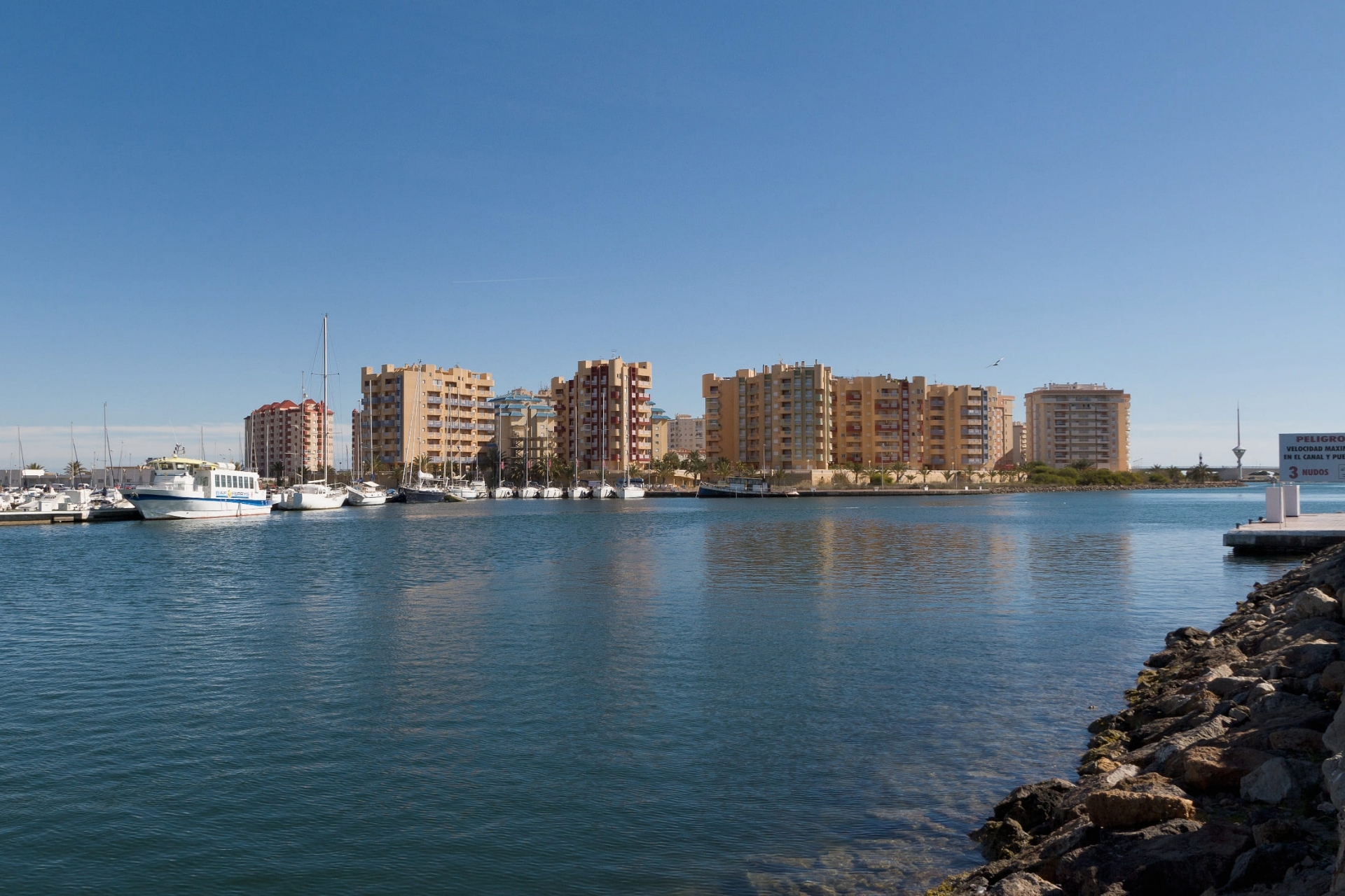 Nueva construcción  - Apartment -
La Manga del Mar Menor
