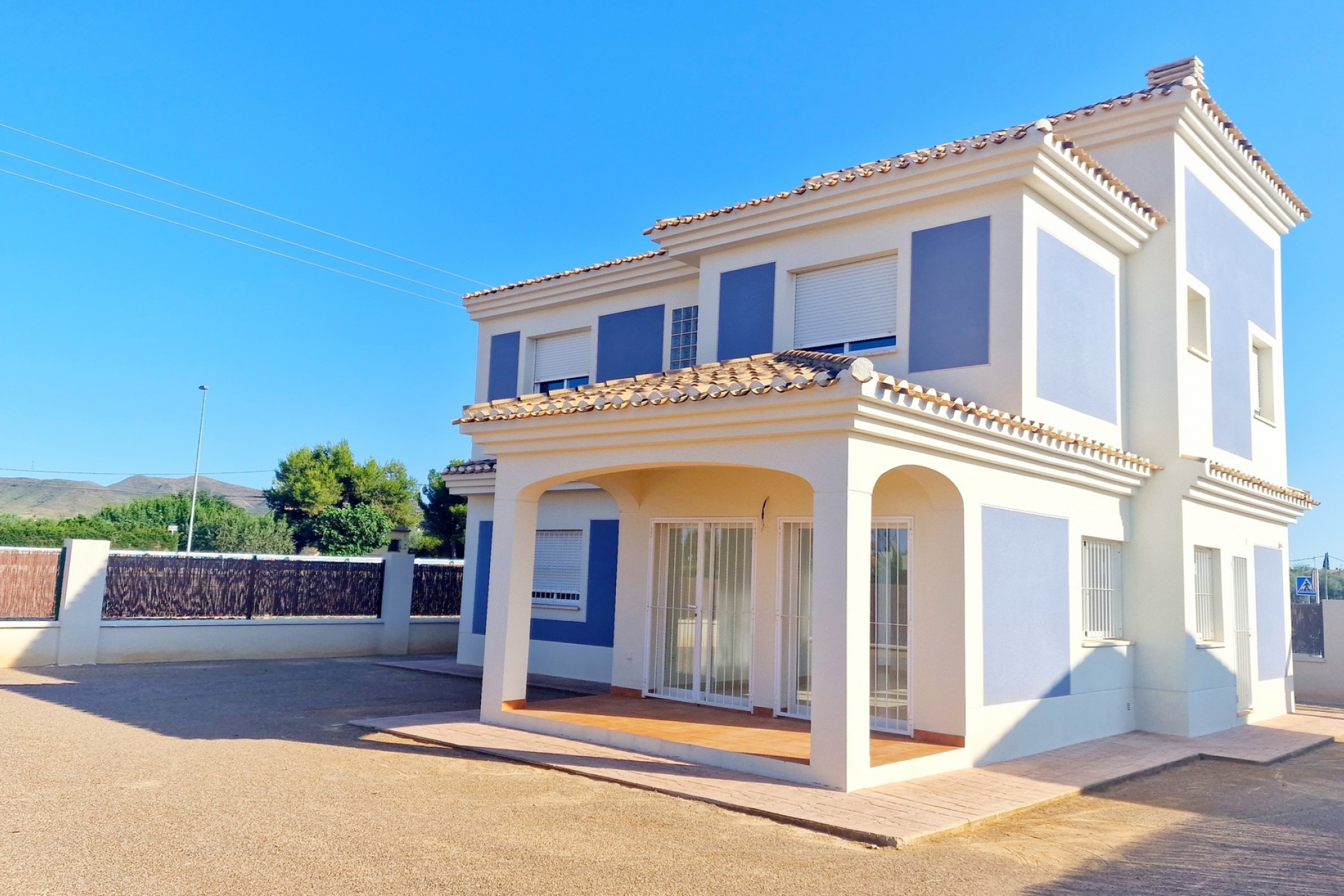 Nueva construcción  - detached -
Purias