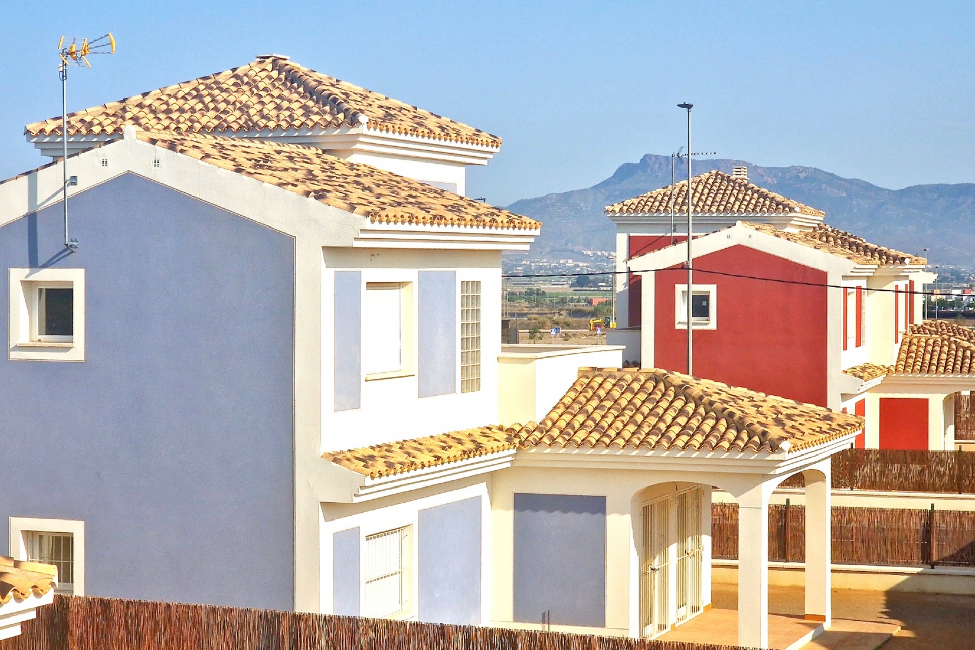 Nueva construcción  - detached -
Purias
