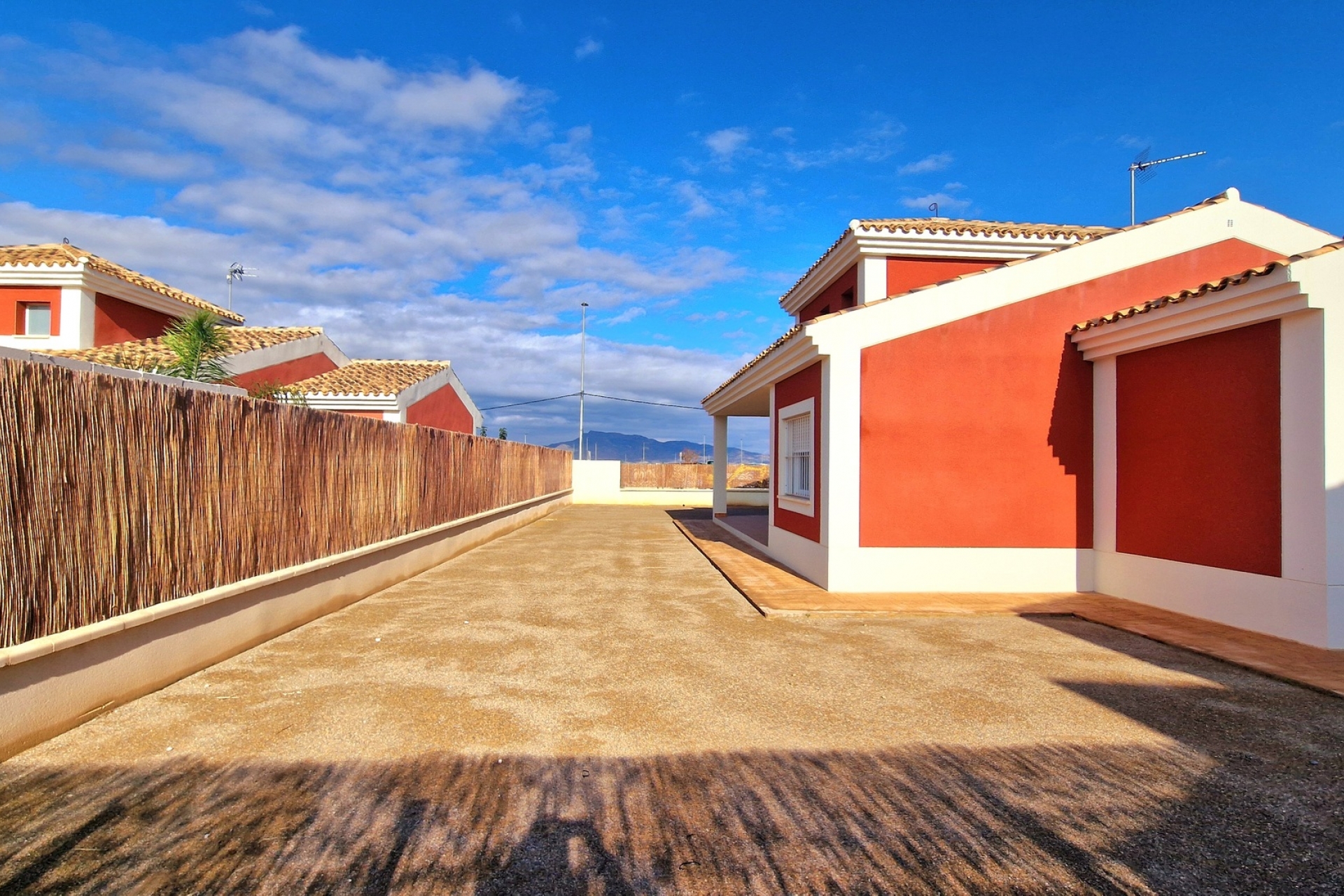 Nueva construcción  - detached -
Purias