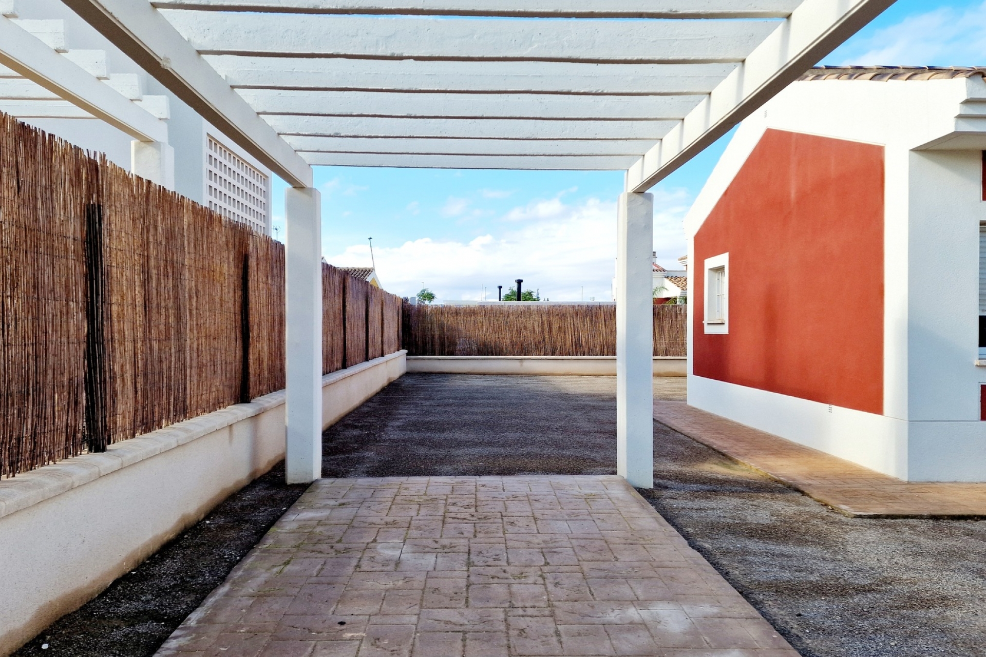 Nueva construcción  - detached -
Purias