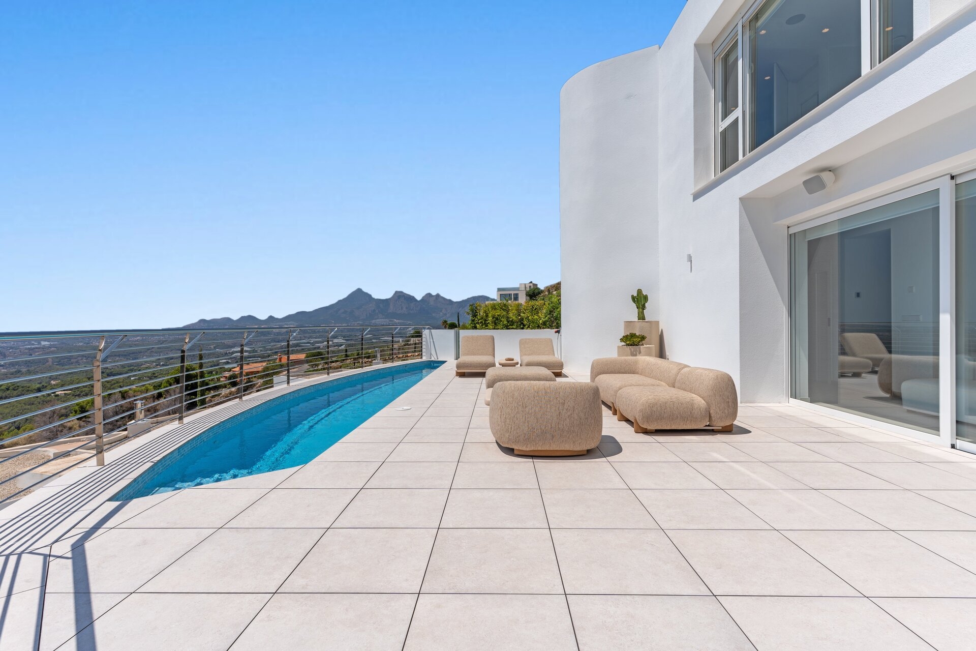 Nueva construcción  - Villa -
Altea