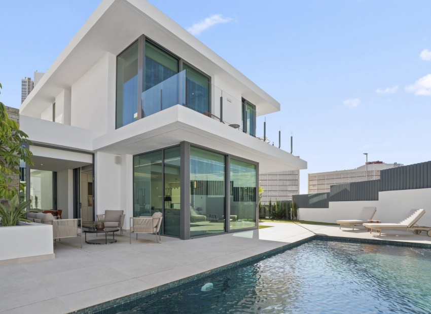 Nueva construcción  - Villa -
Benidorm