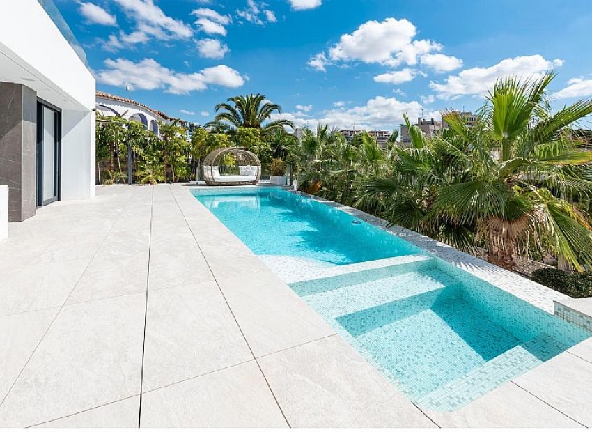Nueva construcción  - Villa -
Calpe