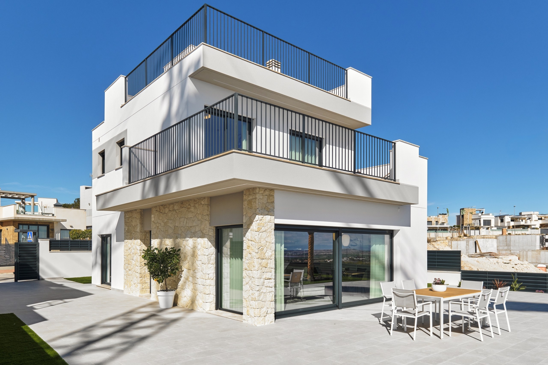 Nueva construcción  - Villa -
San Miguel de Salinas