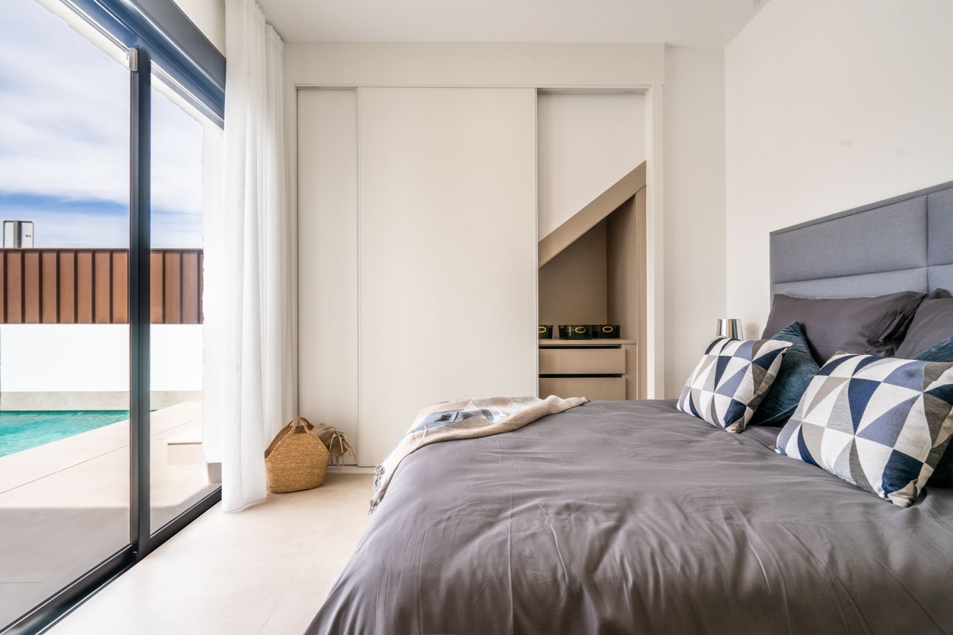 Nytt - detached -
Murcia - Roldán