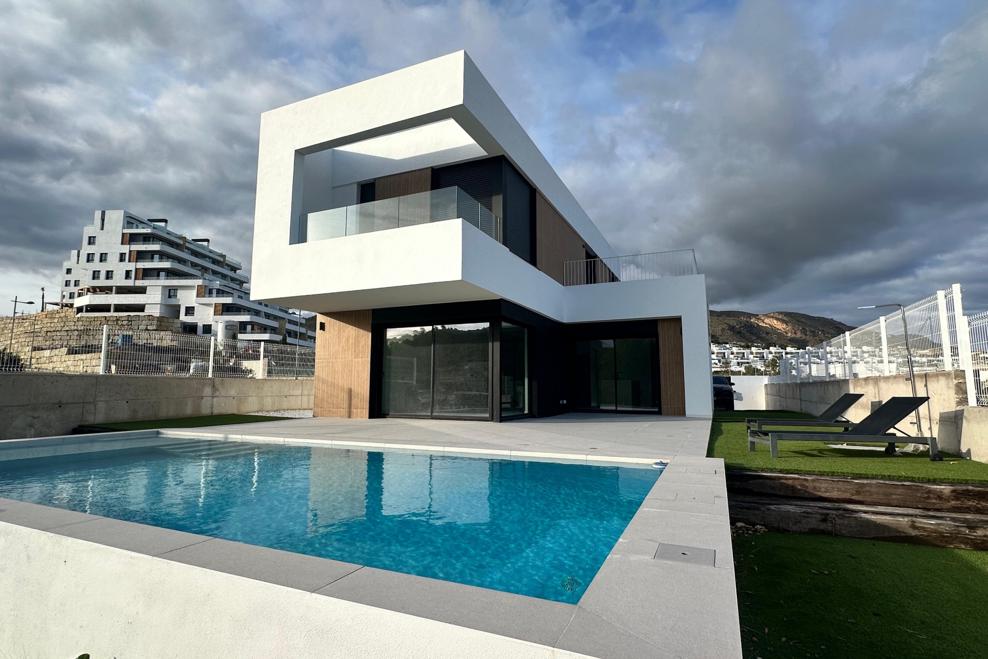Nytt - Friliggande villa -
Finestrat