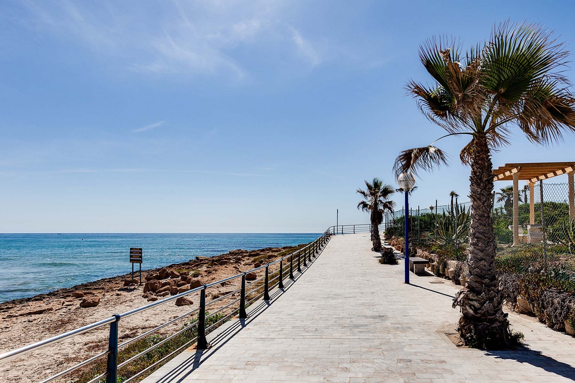 Nytt - Friliggande villa -
Orihuela Costa