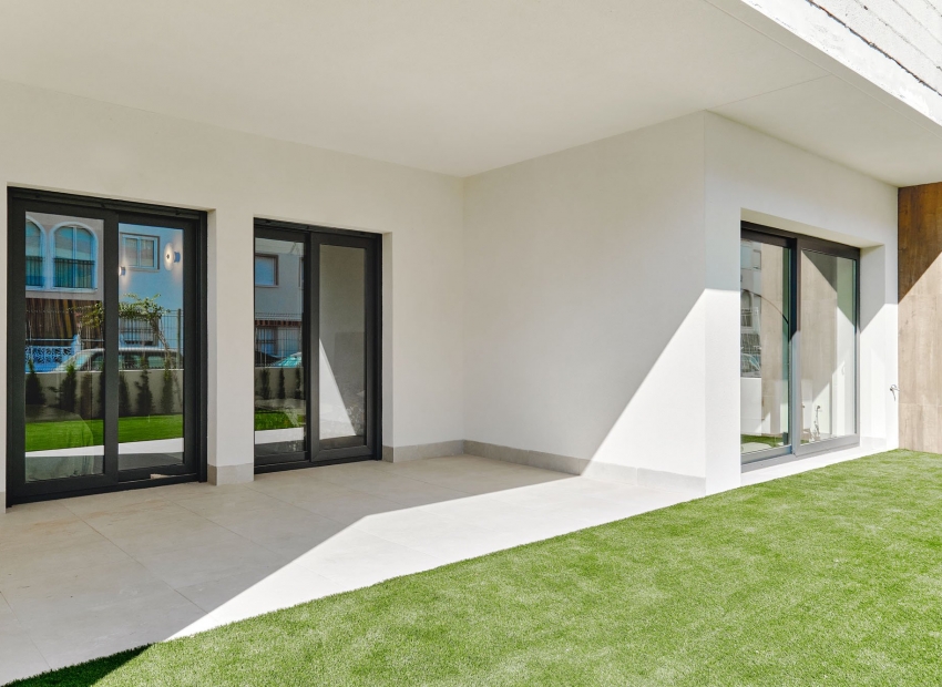 Nytt - low-bungalow -
Torrevieja