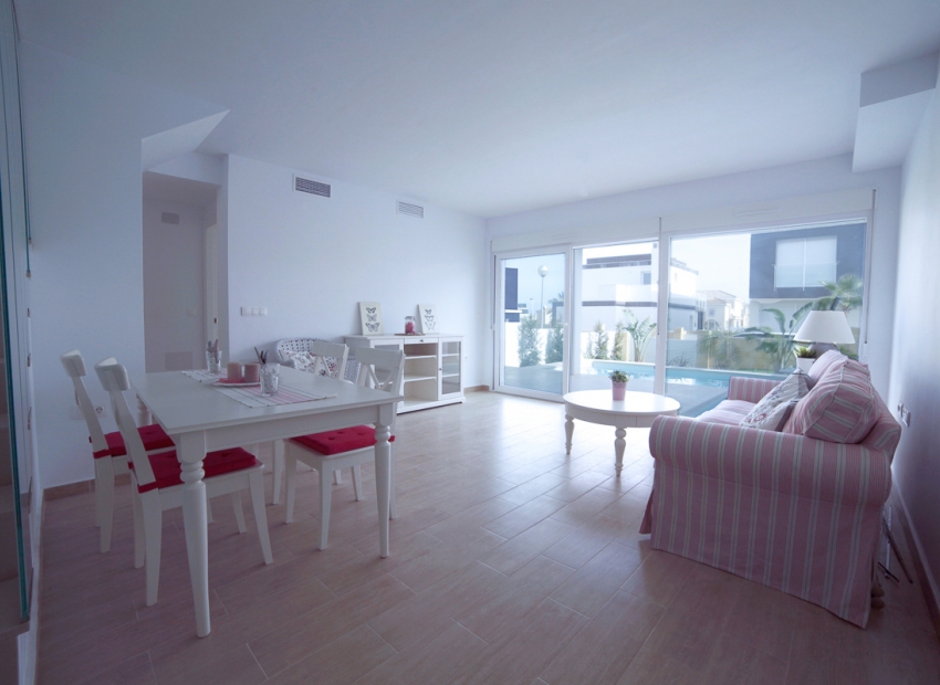 Nytt - Parhus -
Santa Pola - Gran Alacant