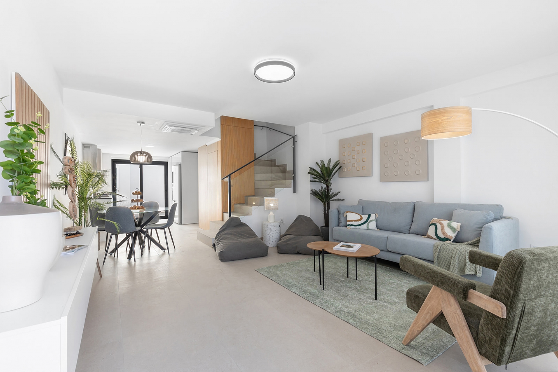Nytt - semi-detached -
Rafal