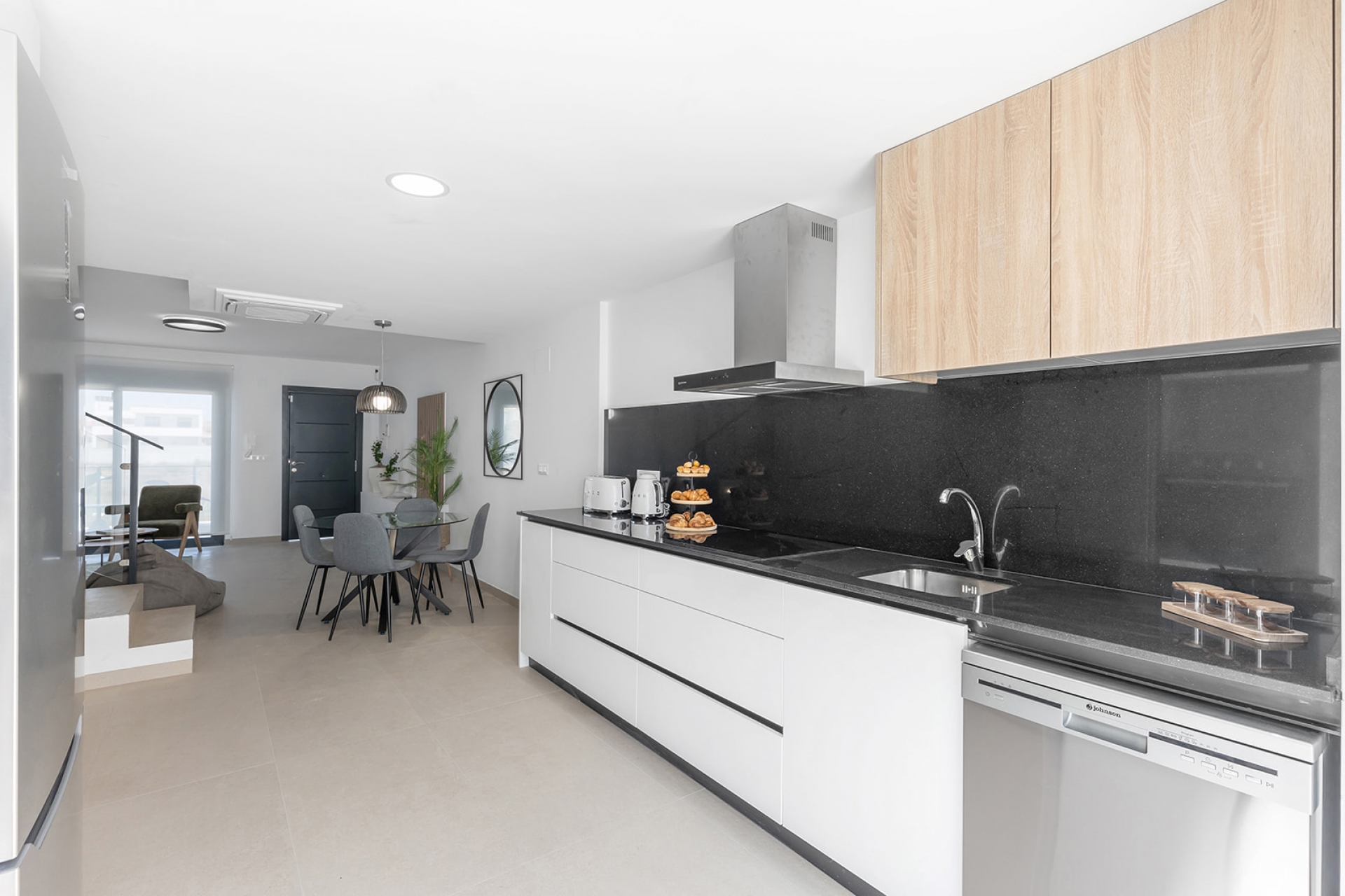 Nytt - semi-detached -
Rafal