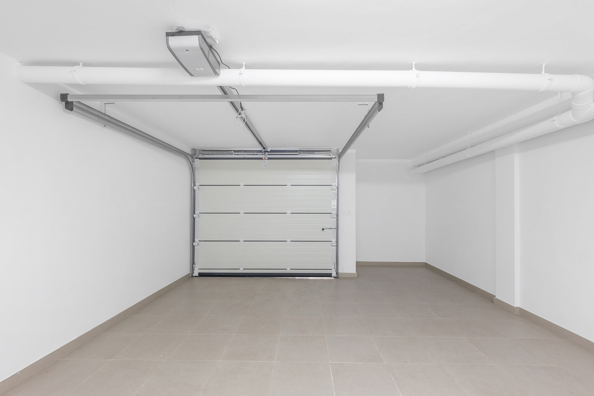 Nytt - semi-detached -
Rafal