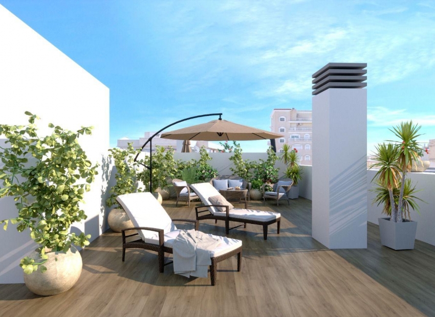 Nytt - Taklägenhet -
Torrevieja