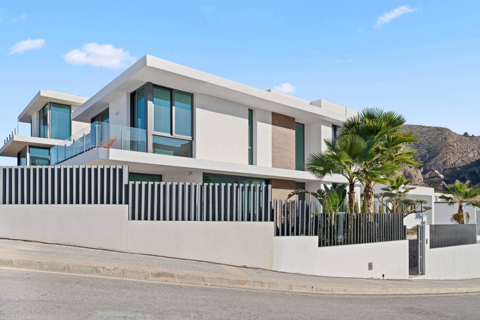 Nytt - Villa -
Benidorm