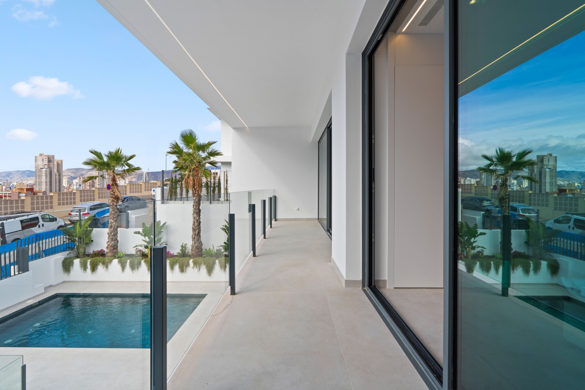 Nytt - Villa -
Benidorm