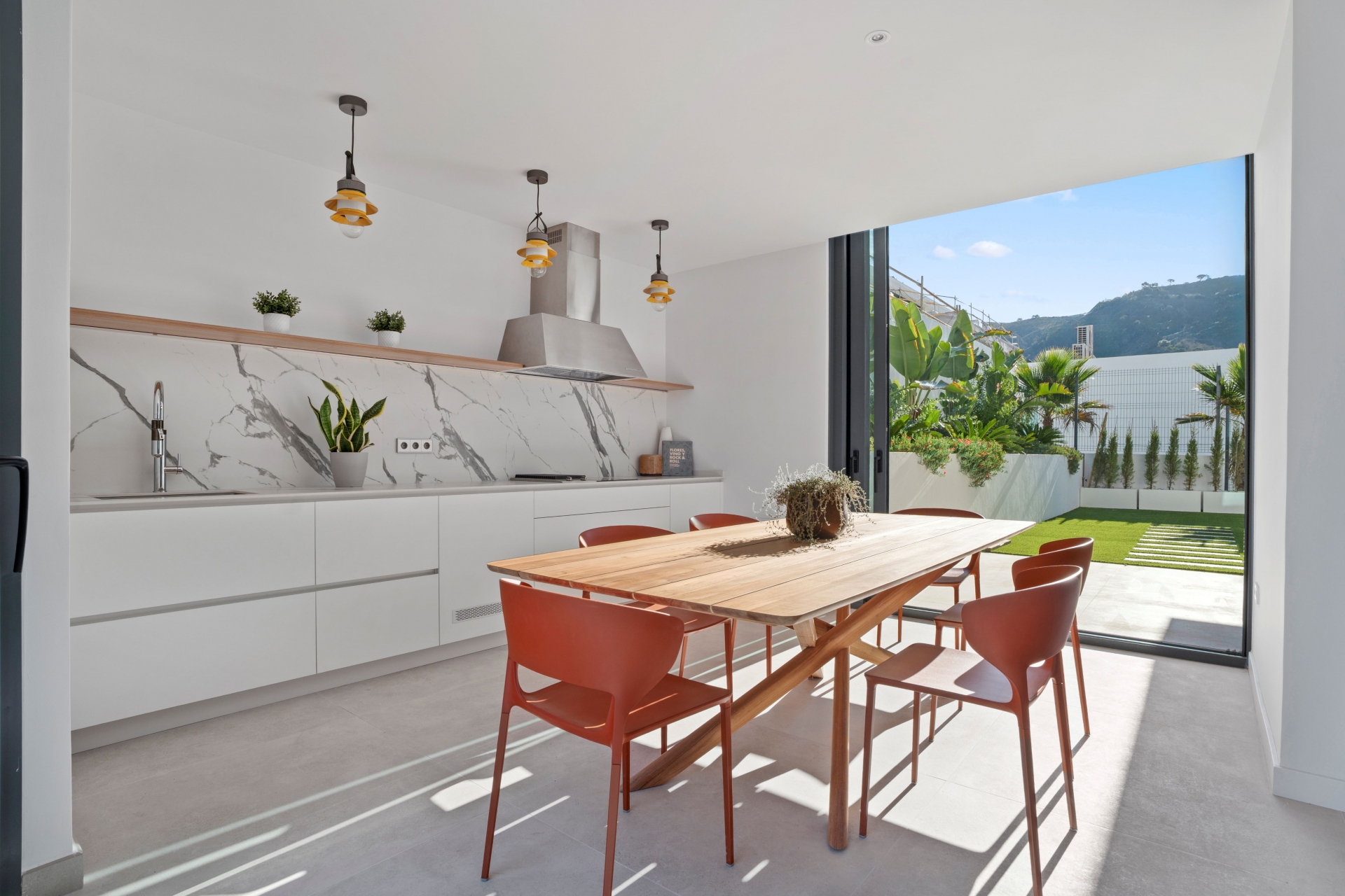 Nytt - Villa -
Benidorm