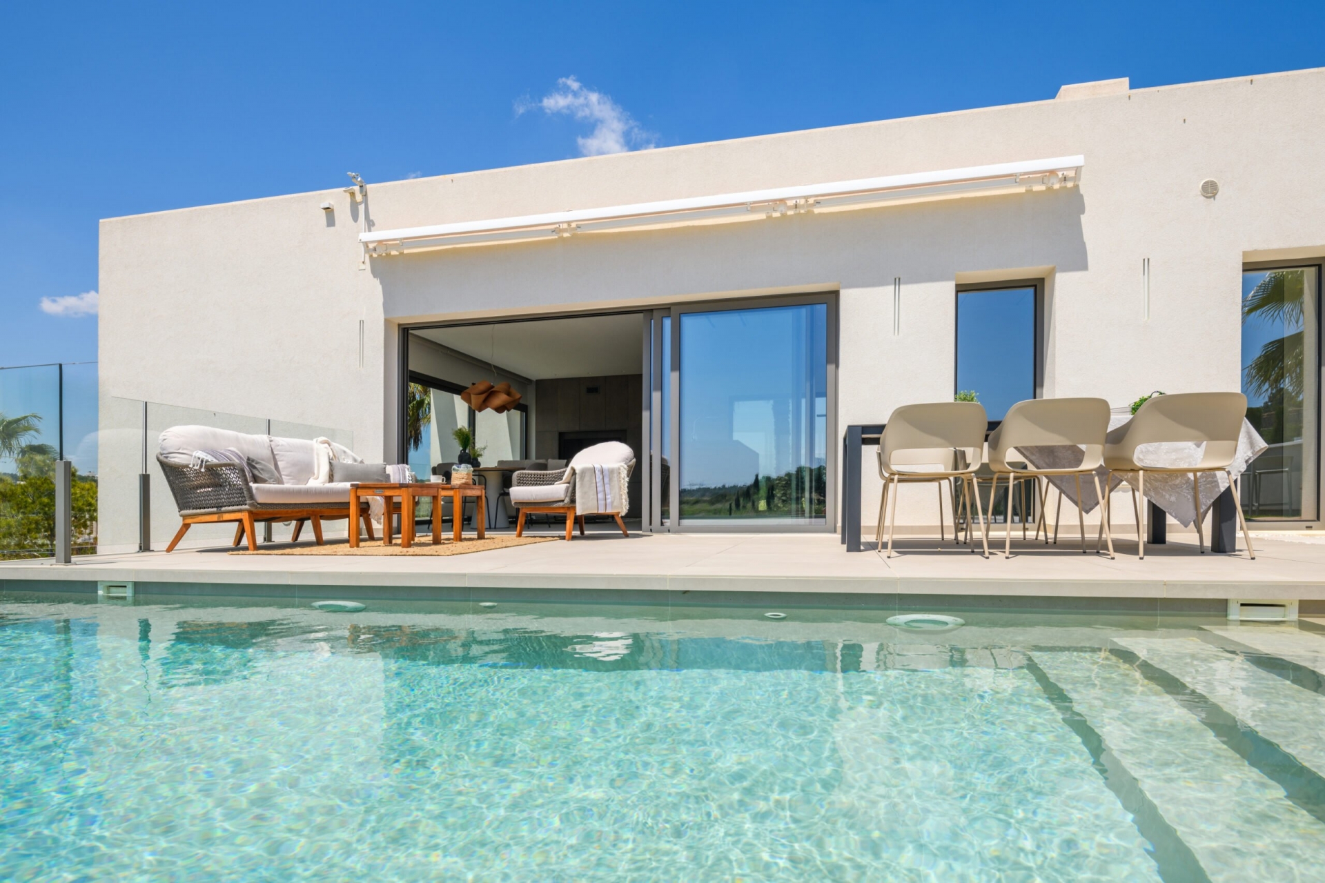Nytt - Villa -
Las Colinas Golf
