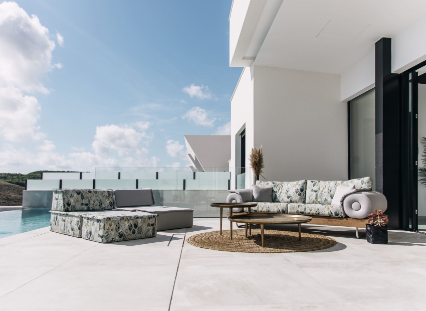 Nytt - Villa -
Rojales
