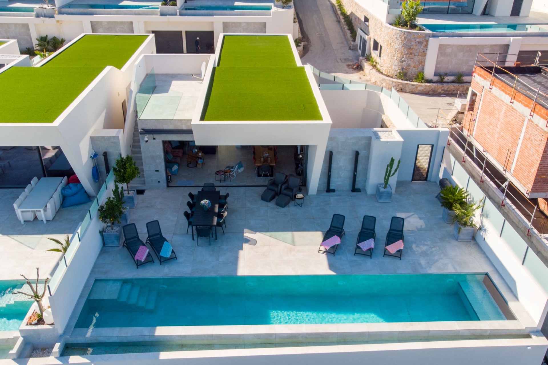 Nytt - Villa -
Rojales