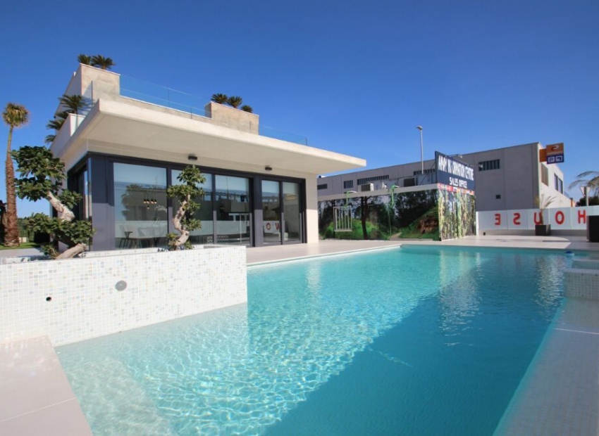 Nytt - Villa -
San Miguel de Salinas