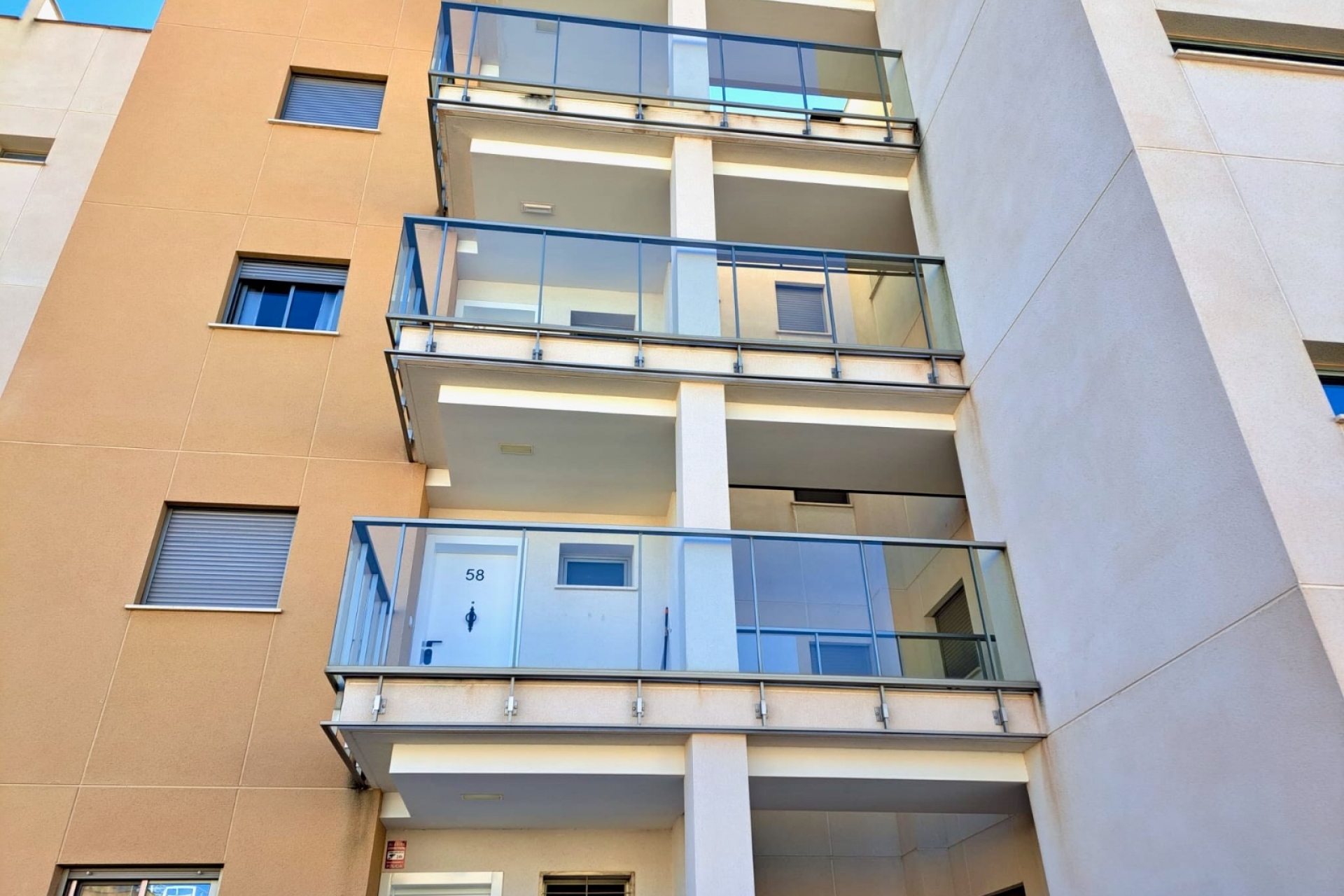 Перепродажа - Apartment -
Orihuela Costa - Villamartín