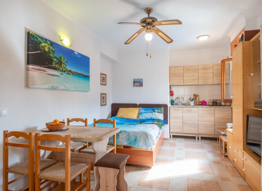 Перепродажа - Apartment -
Torrevieja - Playa del Cura