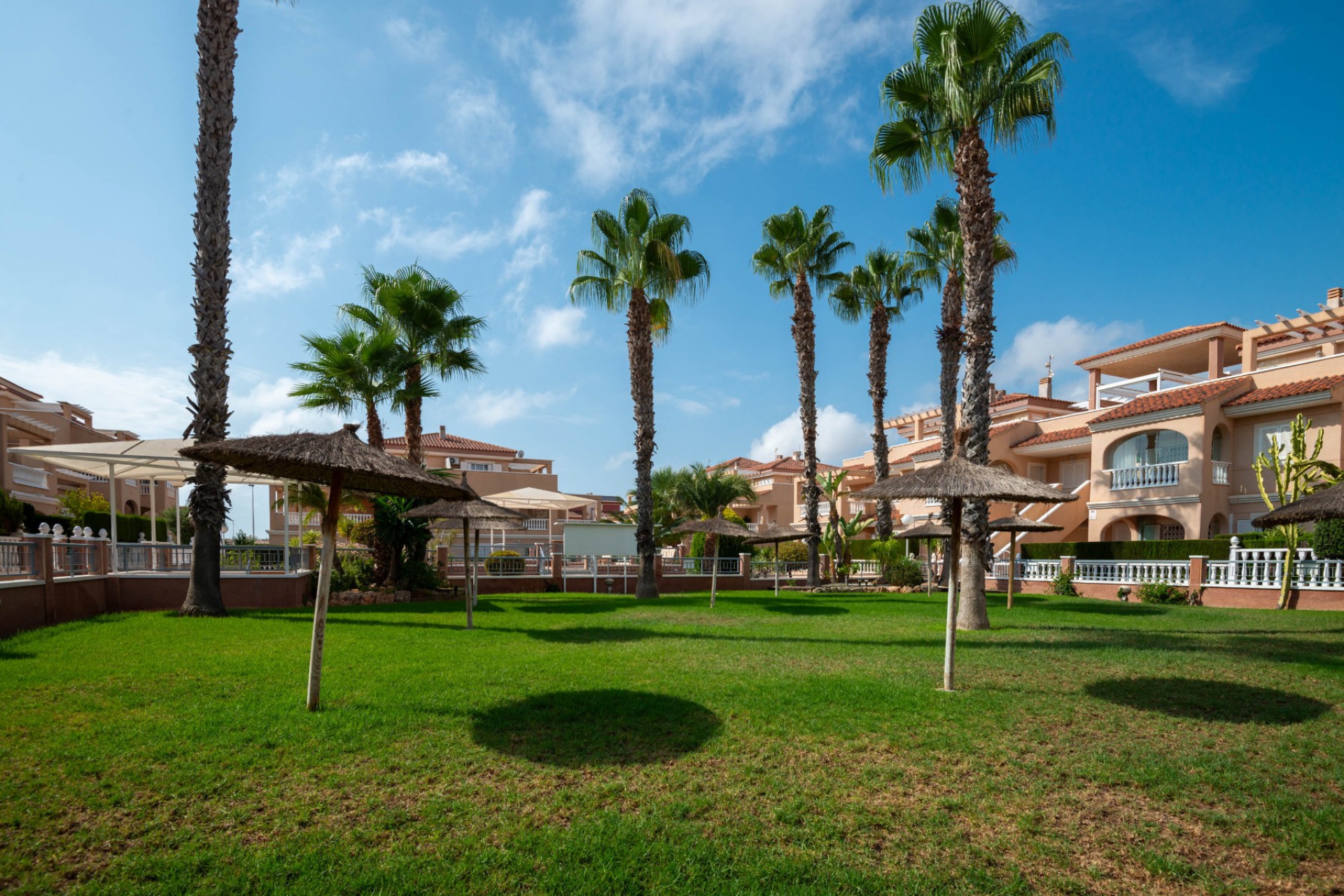 Перепродажа - Бунгало -
Orihuela Costa - Punta Prima, Orihuela Costa