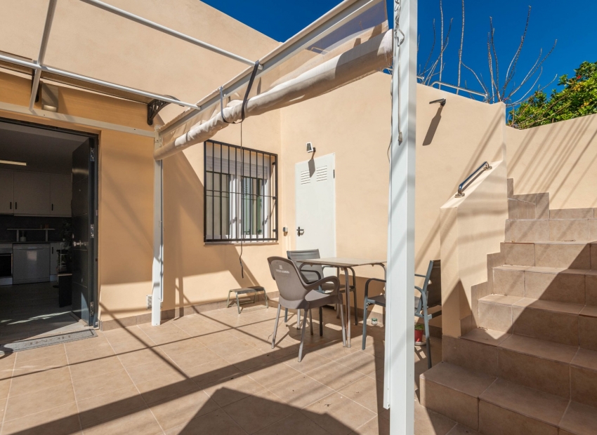 Перепродажа - Бунгало -
Torrevieja - Torreta III