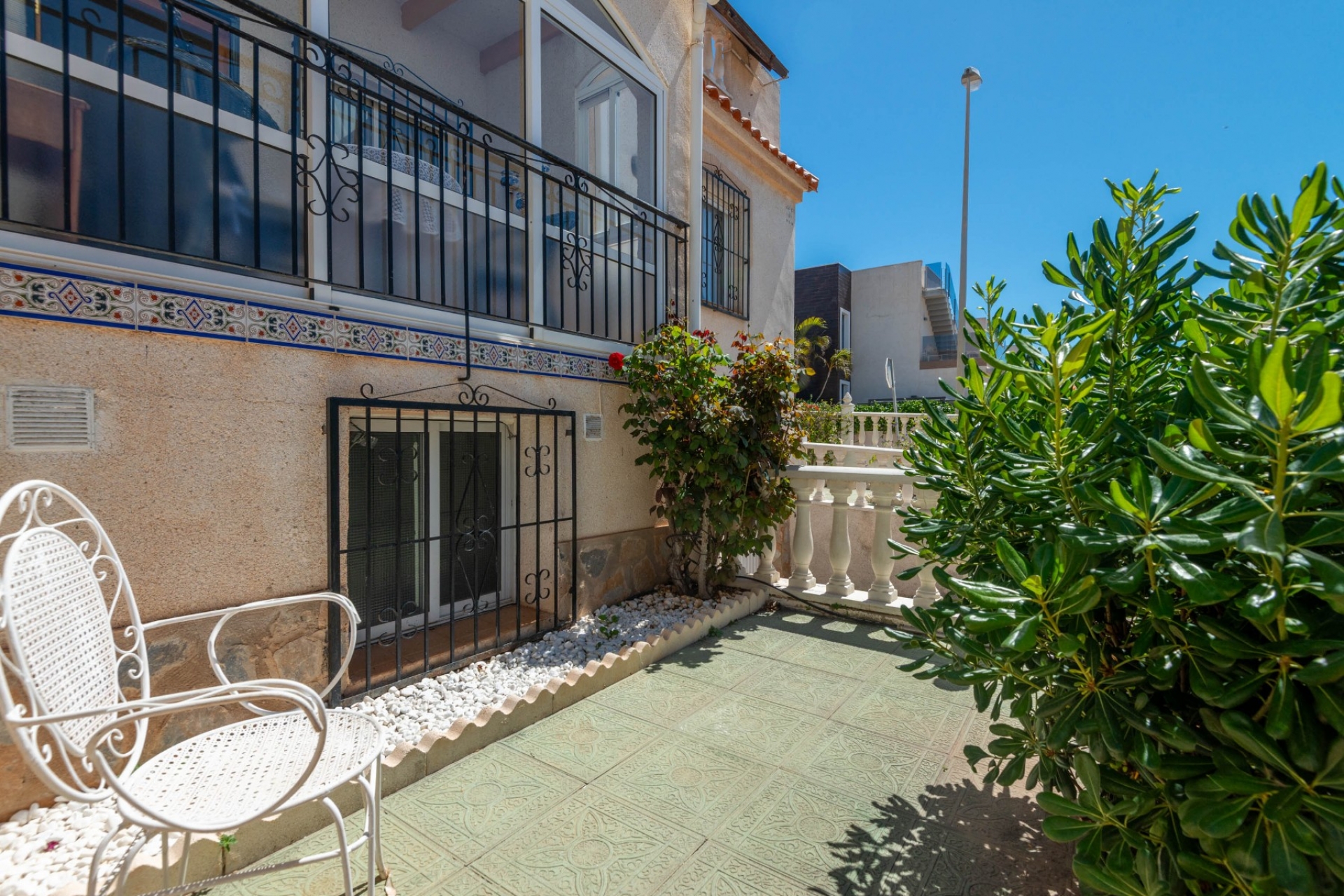 Перепродажа - Дом на 4 семьи -
Torrevieja - Acequion
