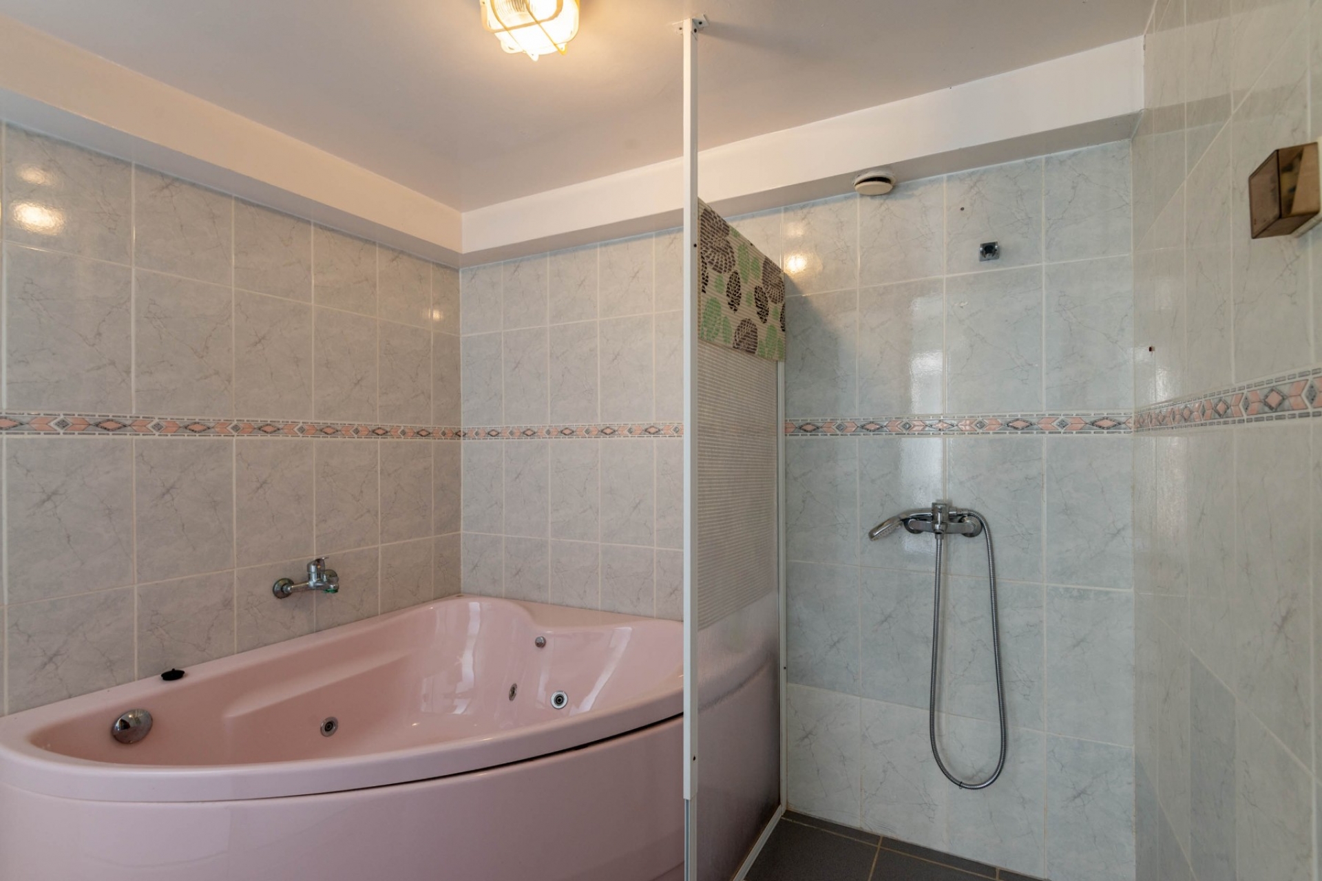Перепродажа - Дом на 4 семьи -
Torrevieja - Acequion