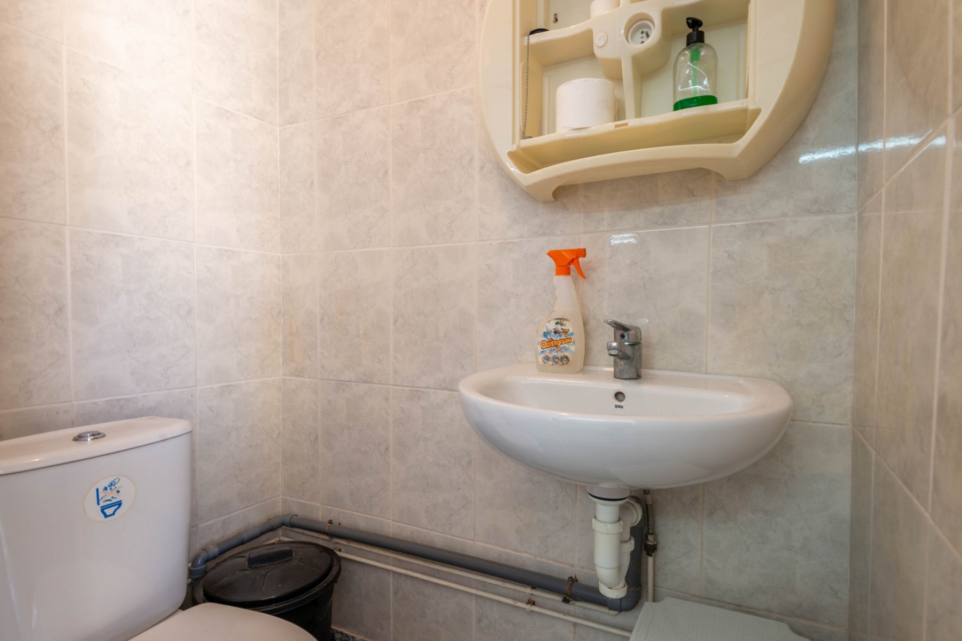 Перепродажа - Дом на 4 семьи -
Torrevieja - Acequion