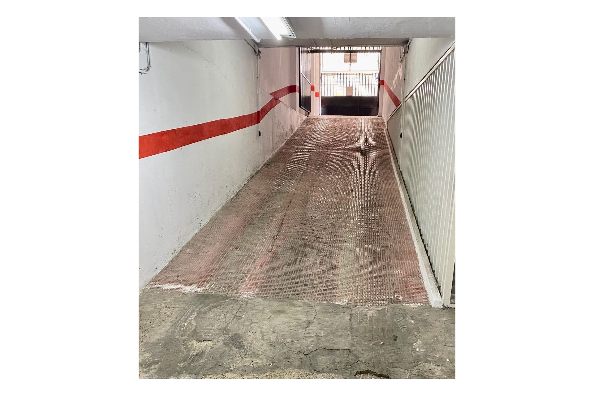 Перепродажа - Garage -
Torrevieja - Centro