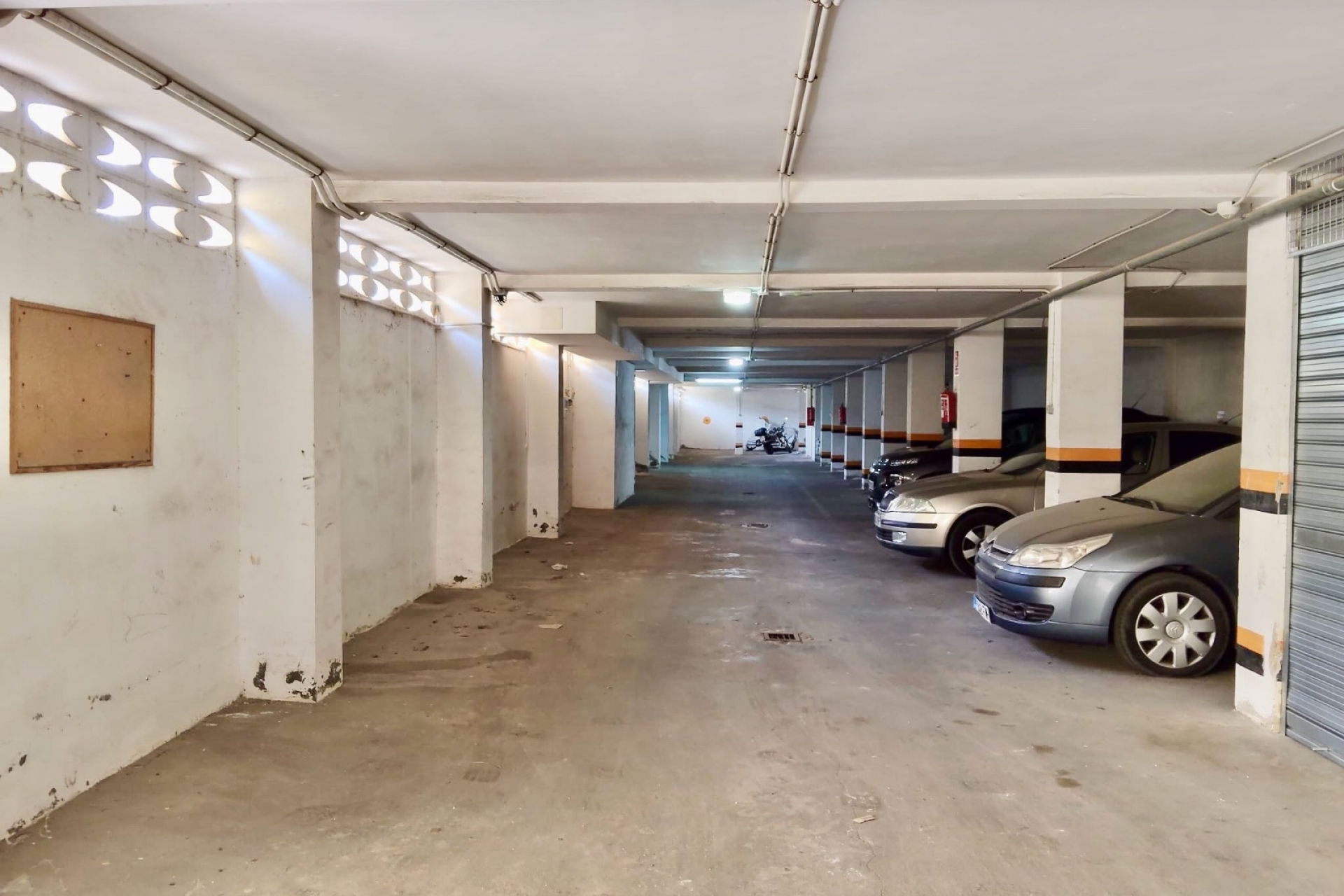 Перепродажа - Гараж -
Torrevieja - La Mata