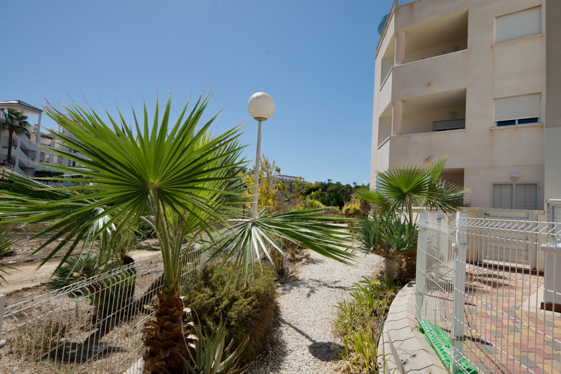 Перепродажа - многоэт. дом -
Orihuela Costa - Villamartin