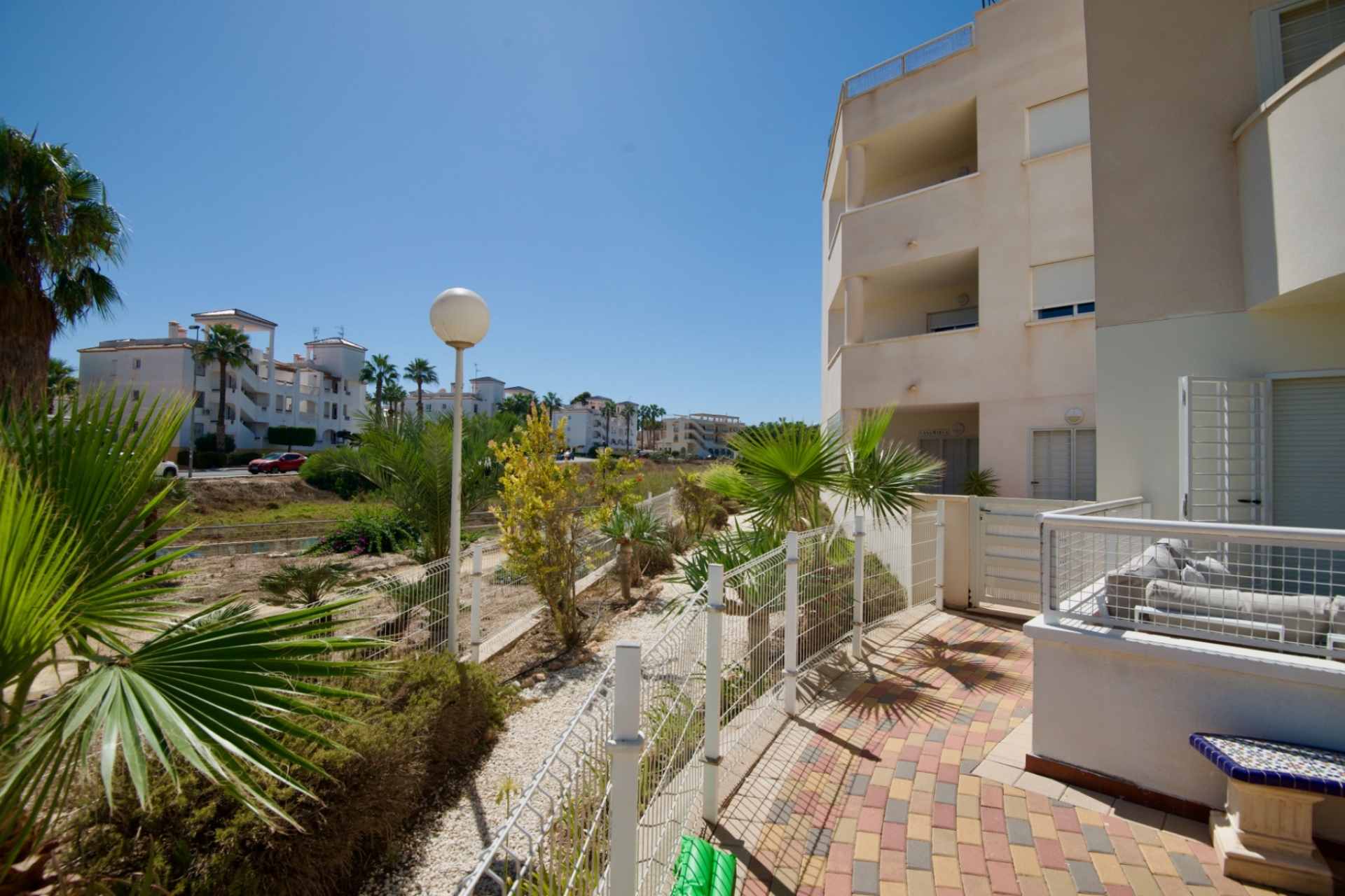Перепродажа - многоэт. дом -
Orihuela Costa - Villamartin