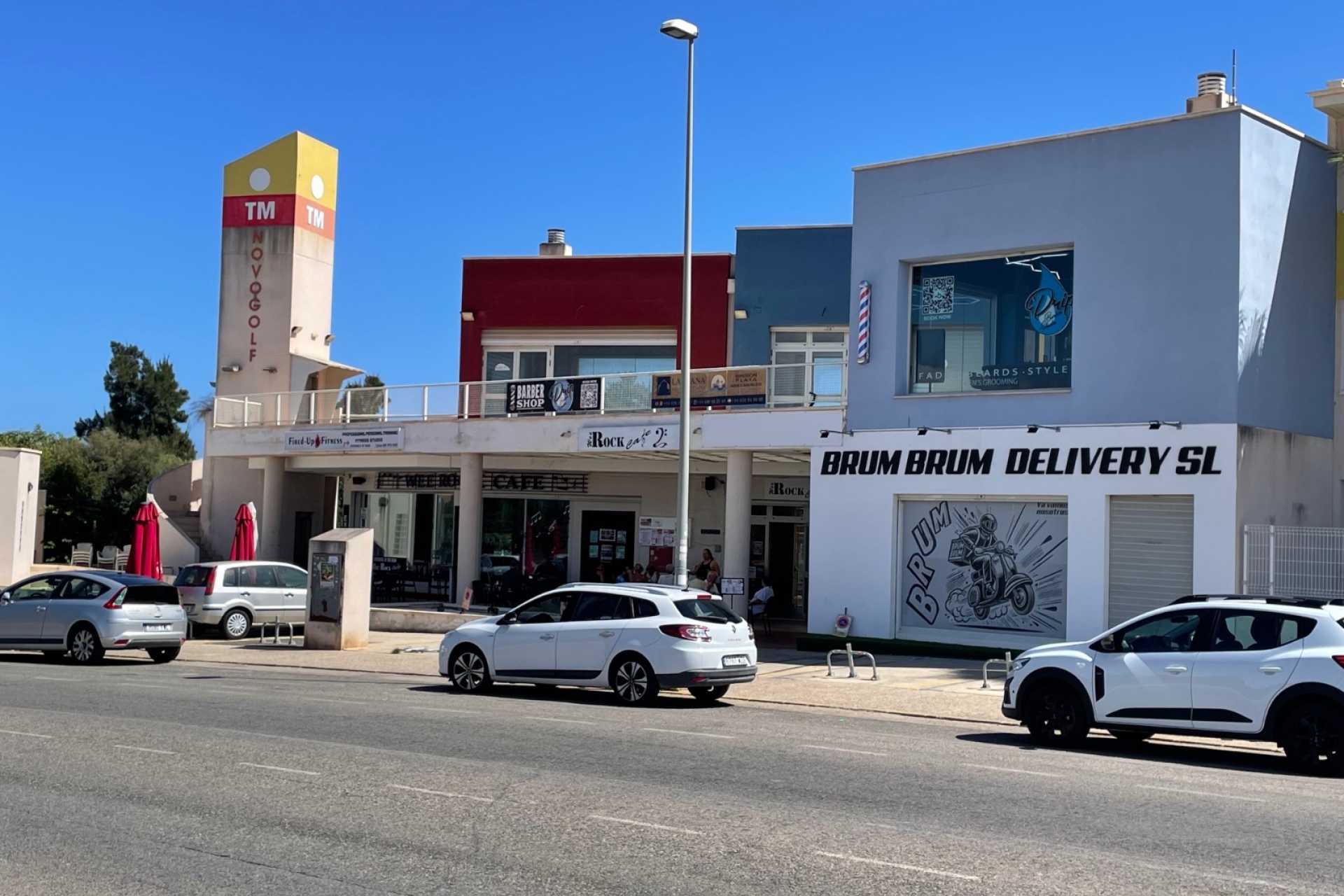 Перепродажа - многоэт. дом -
Orihuela Costa - Villamartin